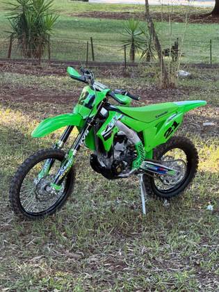 KAWASAKI KX 250X KAWASAKI KX 250X